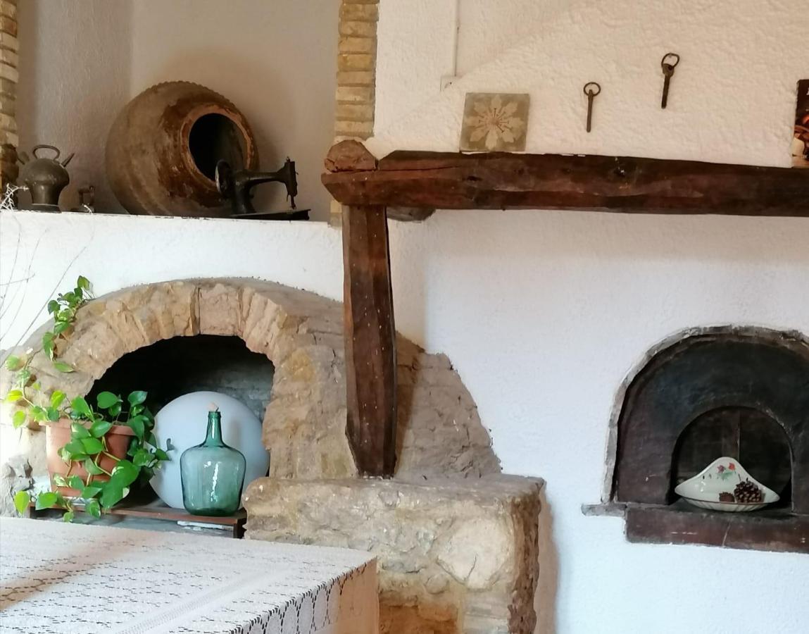 Maset Del Garraf Pension Olesa de Bonesvalls Buitenkant foto